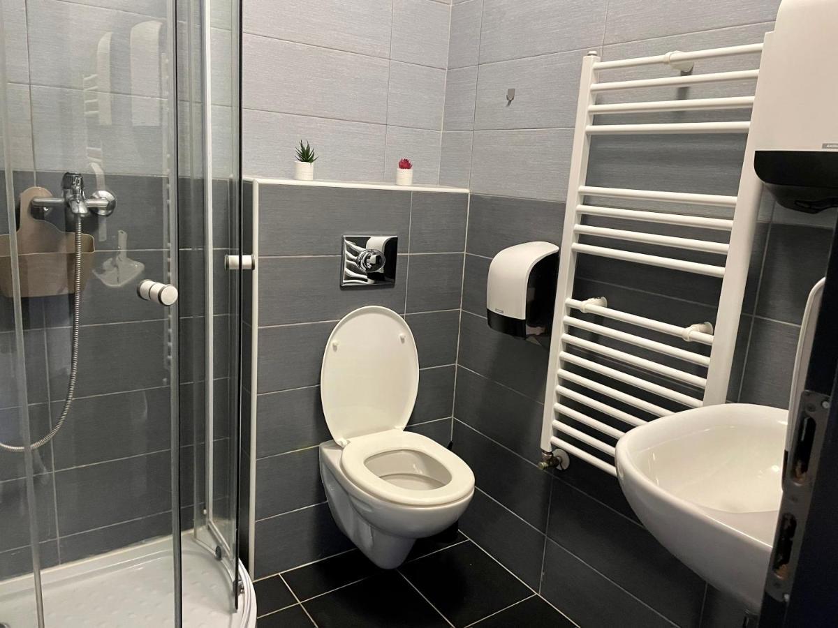 Das Hostel רייקה מראה חיצוני תמונה