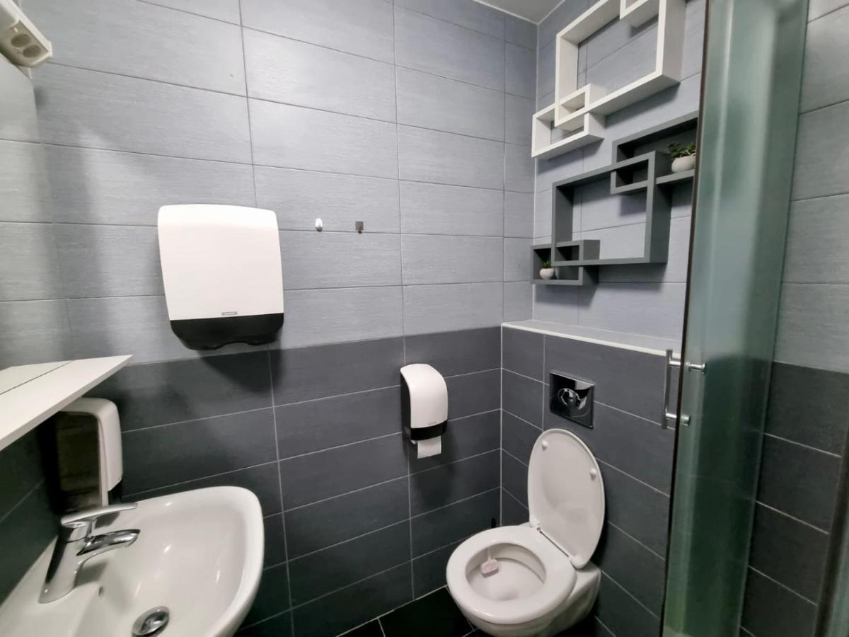 Das Hostel רייקה מראה חיצוני תמונה