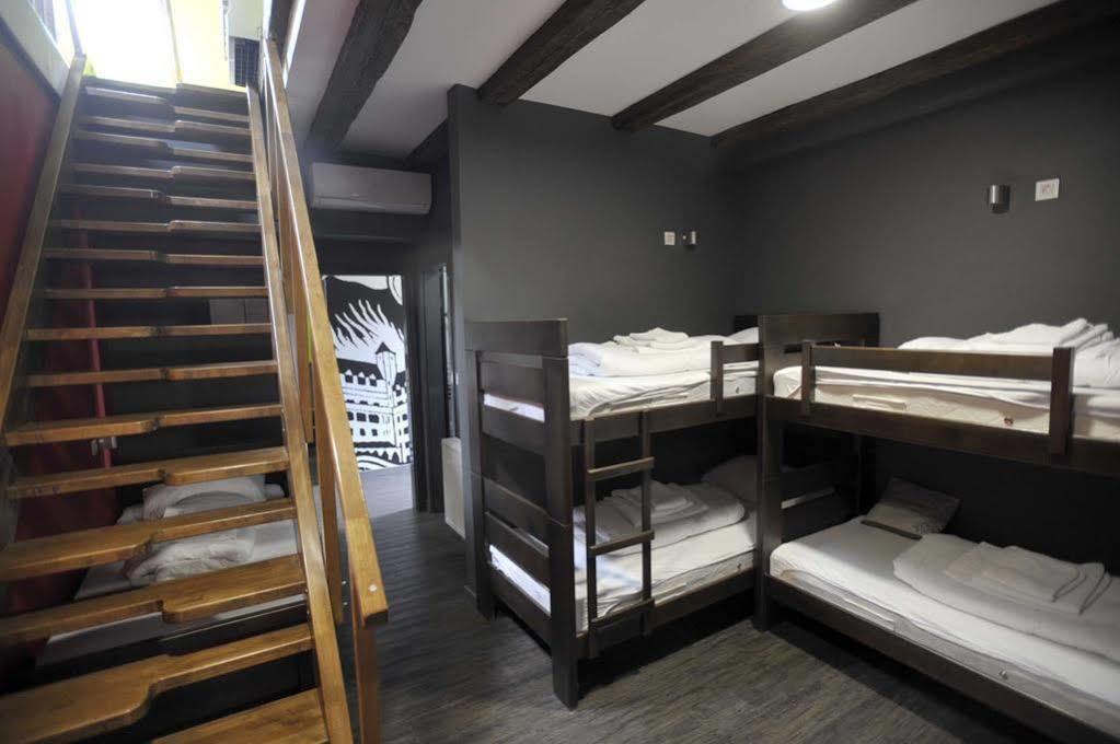 Das Hostel רייקה מראה חיצוני תמונה