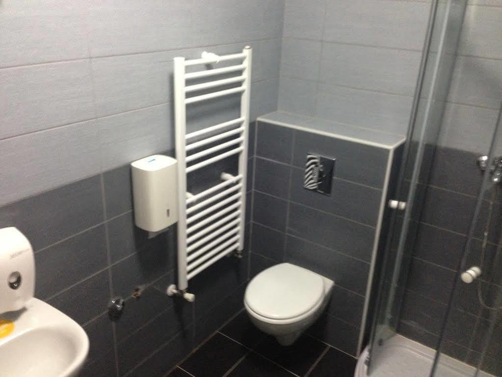 Das Hostel רייקה מראה חיצוני תמונה